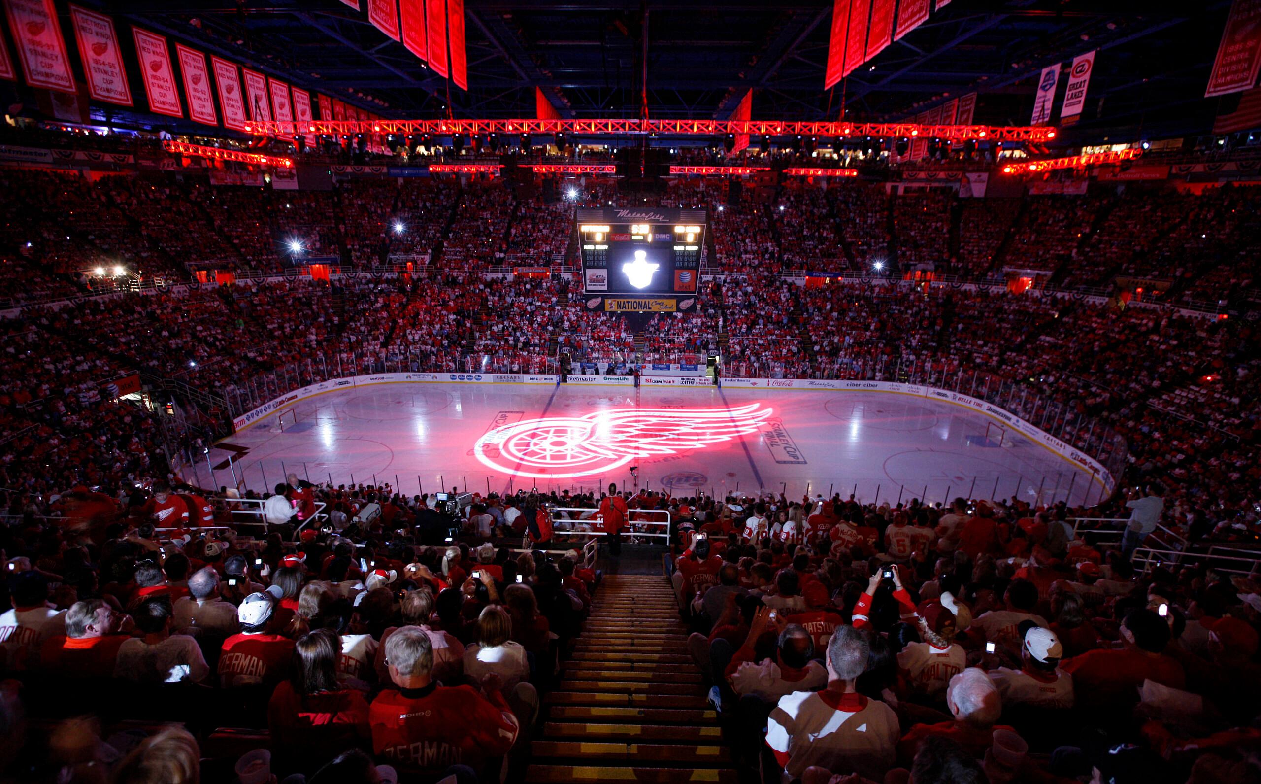 NHL: Pittsburgh Penguins at Detroit Red Wings