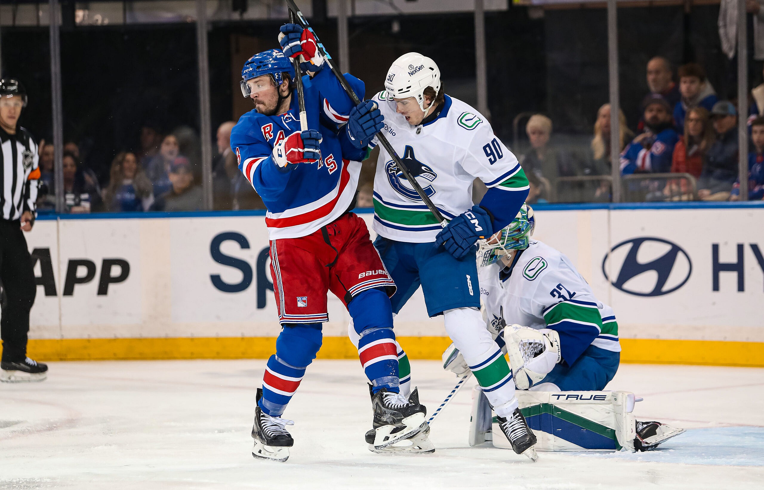 NHL: Vancouver Canucks at New York Rangers