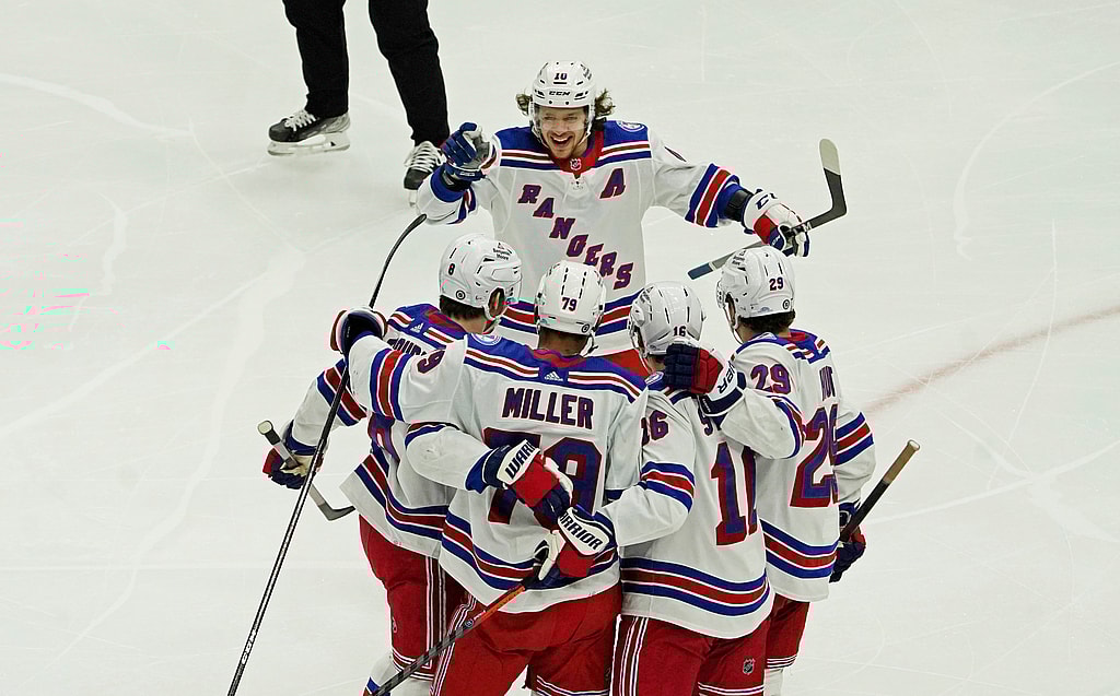 Artemi Panarin 500 points