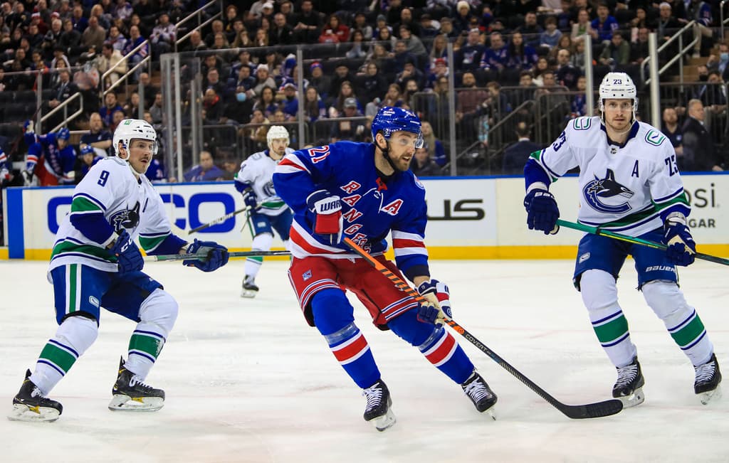 rangers vs canucks