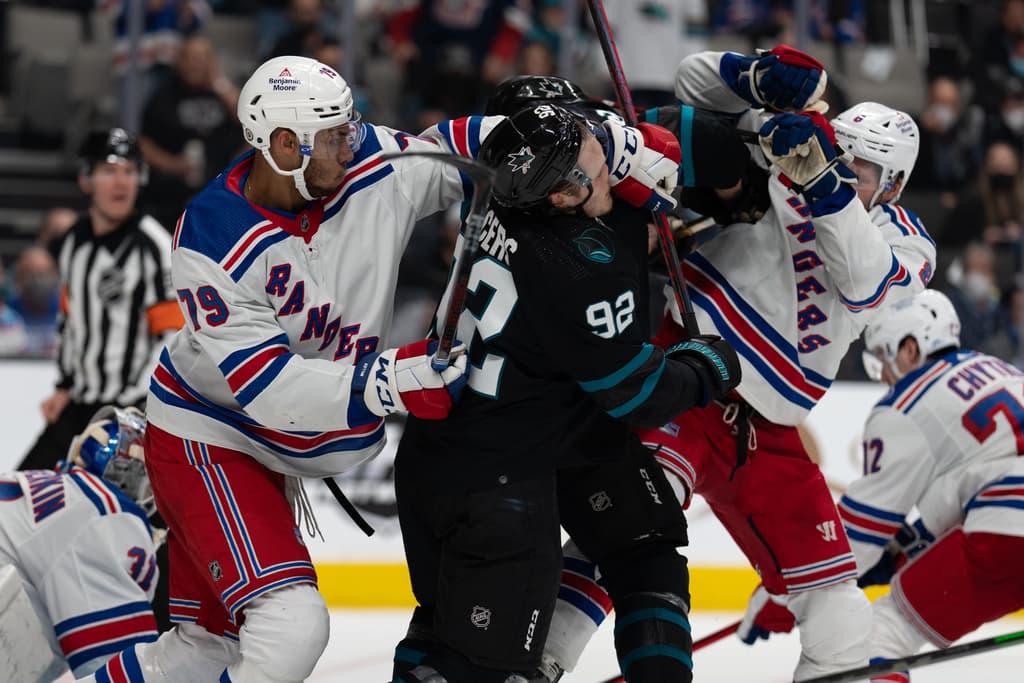 rangers vs sharks