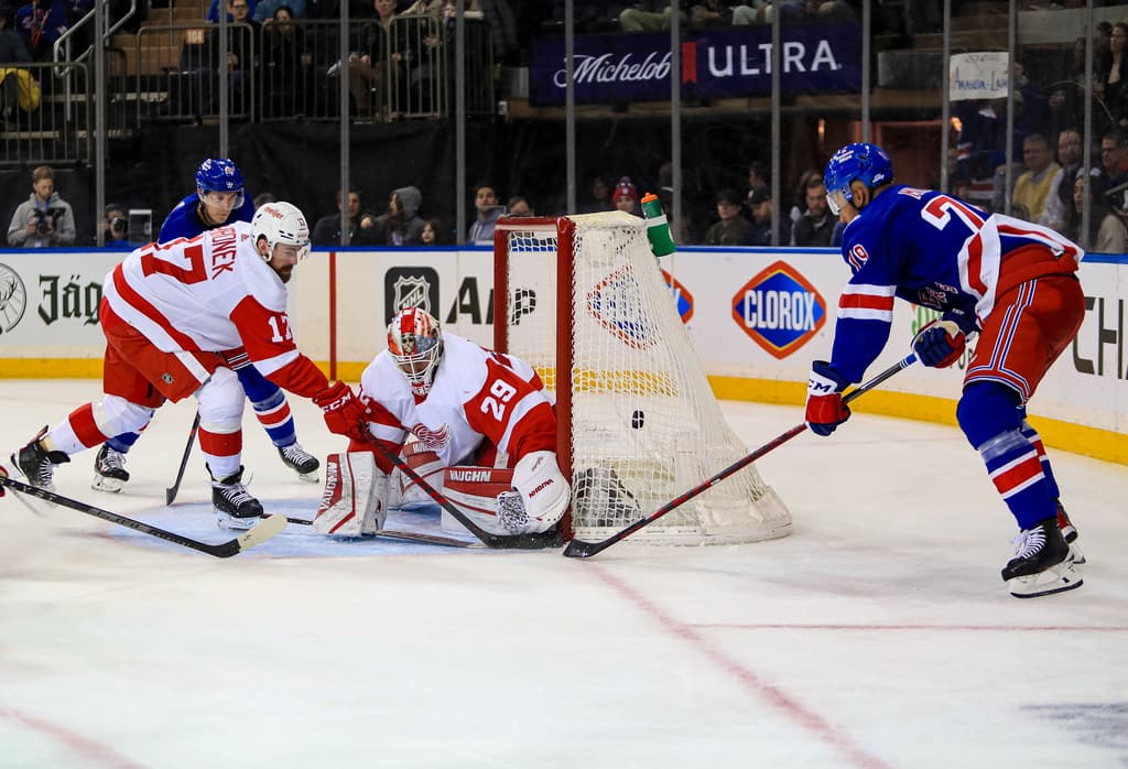 rangers red wings