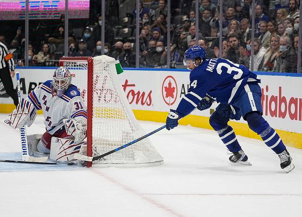 rangers vs maple leafs