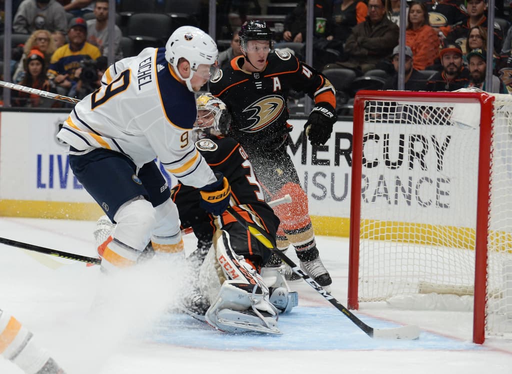 jack eichel neck surgery