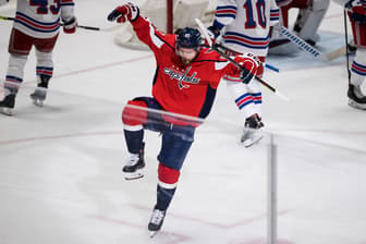 evgeny kuznetsov rangers