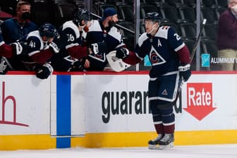 Nathan MacKinnon food police