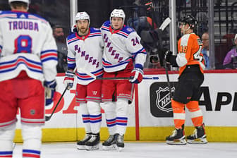kaapo kakko barclay goodrow new york rangers