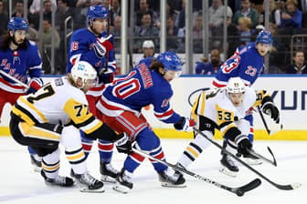 ny rangers game tonight