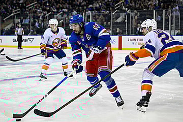 NHL: New York Islanders at New York Rangers