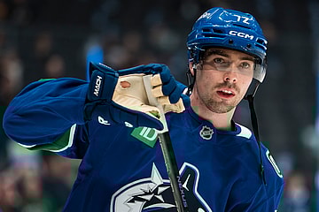 NHL: San Jose Sharks at Vancouver Canucks