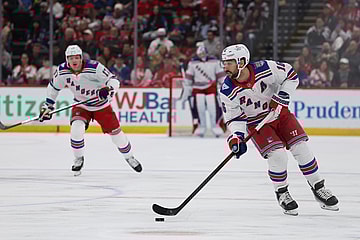 NHL: New York Rangers at New Jersey Devils