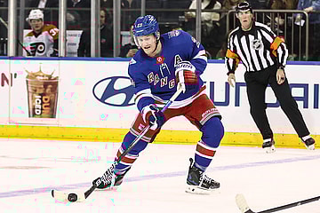 NHL: Philadelphia Flyers at New York Rangers