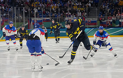 Olympics: Ice Hockey-Men Group B - SWE-SVK
