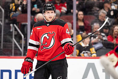 NHL: Pittsburgh Penguins at New Jersey Devils