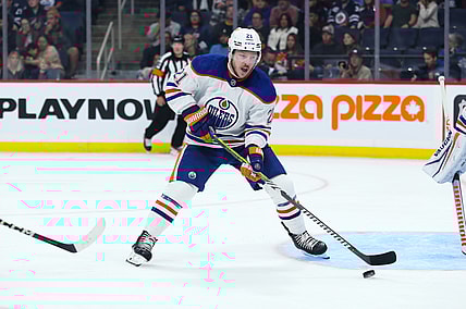 NHL: Preseason-Edmonton Oilers at Winnipeg Jets