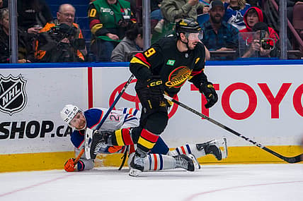 NHL: Edmonton Oilers at Vancouver Canucks