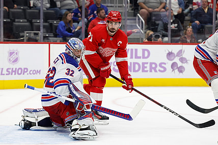 NHL: New York Rangers at Detroit Red Wings