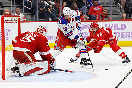 NHL: New York Rangers at Detroit Red Wings