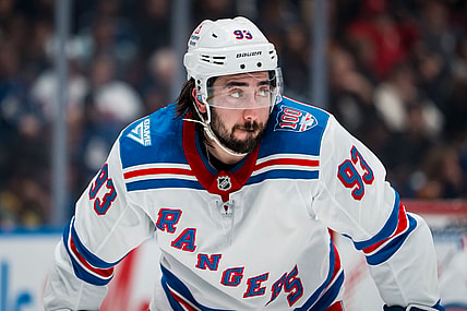 NHL: New York Rangers at Vancouver Canucks