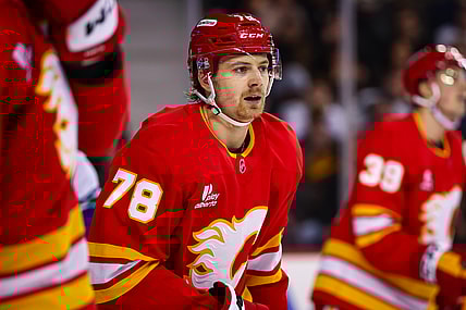 NHL: Vancouver Canucks at Calgary Flames