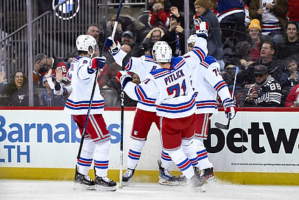 NHL: New York Rangers at New Jersey Devils