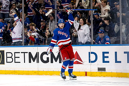 NHL: Vancouver Canucks at New York Rangers
