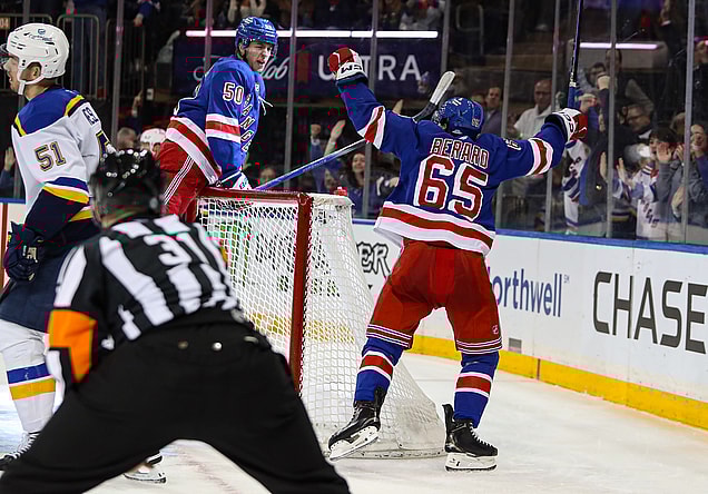 NHL: St. Louis Blues at New York Rangers