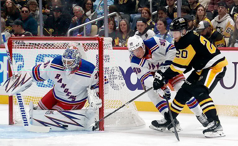 NHL: New York Rangers at Pittsburgh Penguins