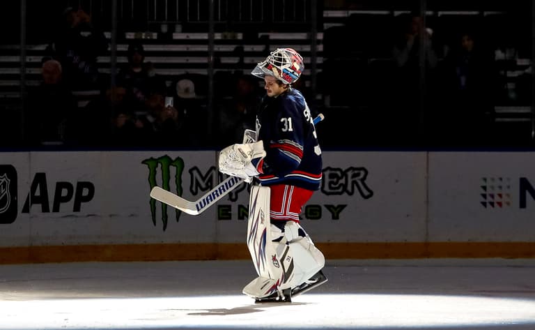 NHL: New York Islanders at New York Rangers