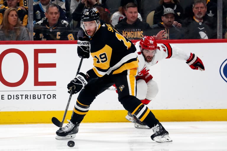 NHL: Carolina Hurricanes at Pittsburgh Penguins
