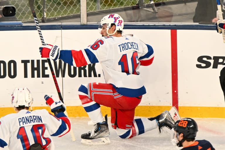 NHL: Stadium Series-New York Rangers at New York Islanders