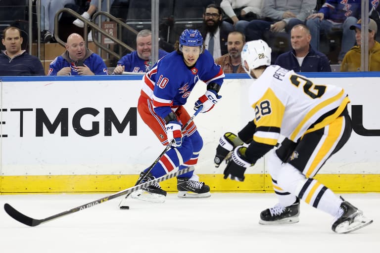 NHL: Pittsburgh Penguins at New York Rangers