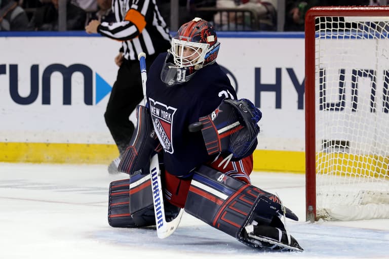 NHL: Pittsburgh Penguins at New York Rangers