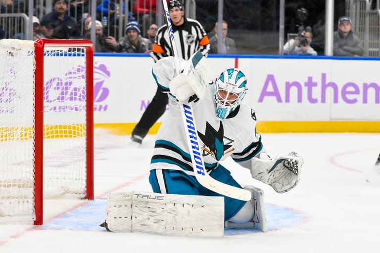 NHL: San Jose Sharks at St. Louis Blues