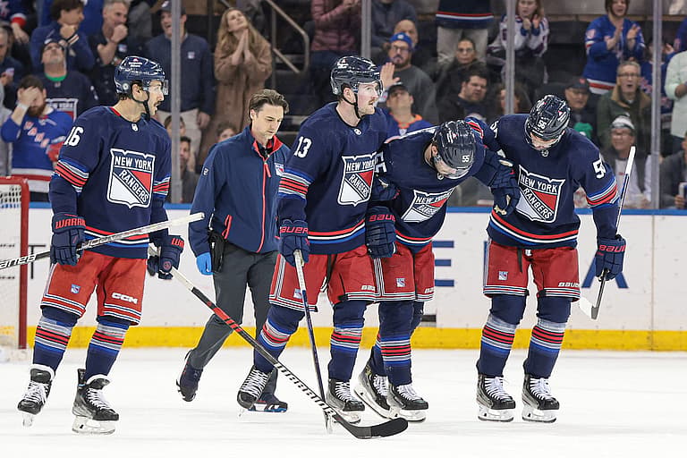 NHL: New York Islanders at New York Rangers