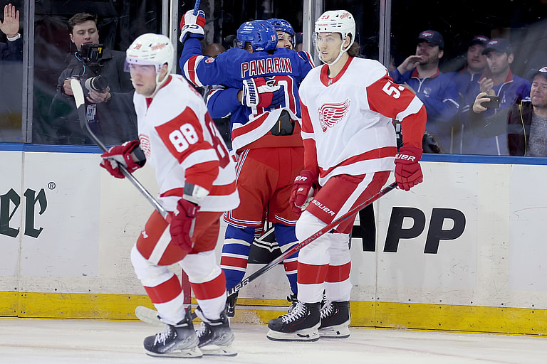NHL: Detroit Red Wings at New York Rangers