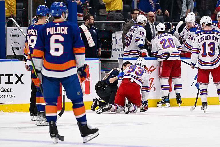 NHL: New York Rangers at New York Islanders