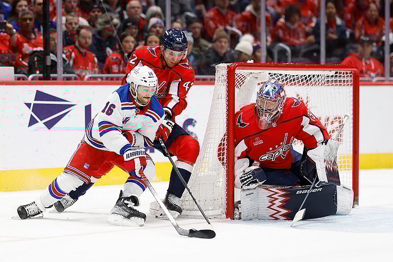 NHL: New York Rangers at Washington Capitals