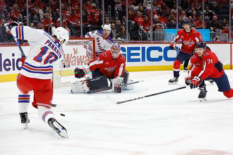 NHL: New York Rangers at Washington Capitals