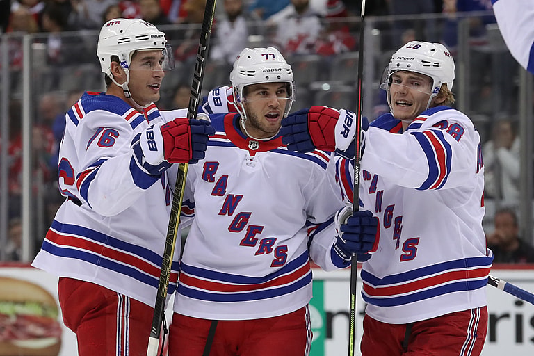 NHL: New York Rangers at New Jersey Devils