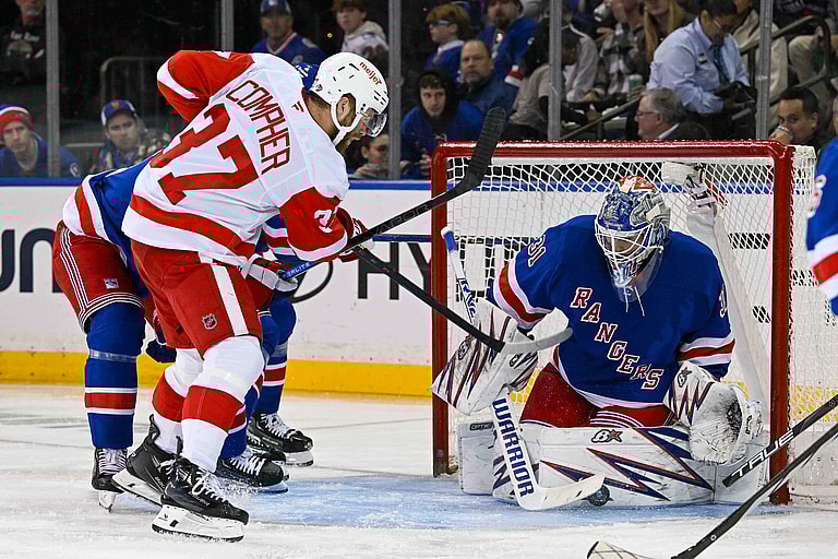 NHL: Detroit Red Wings at New York Rangers