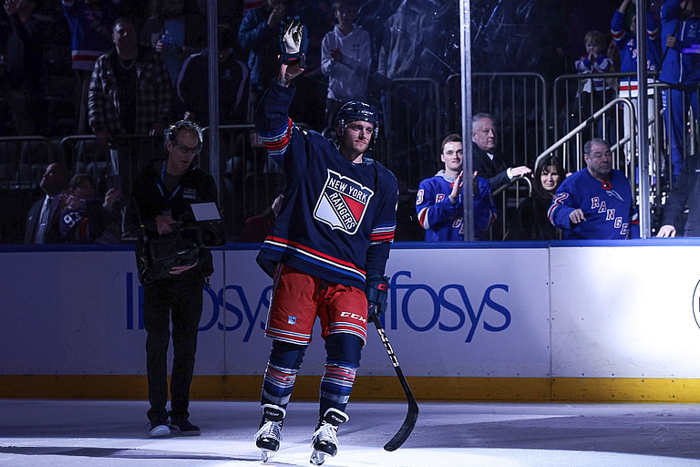 NHL: New York Islanders at New York Rangers