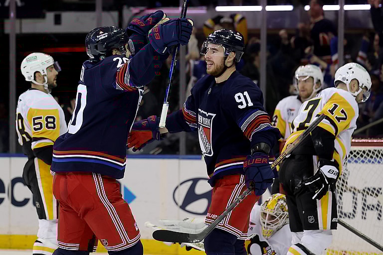 NHL: Pittsburgh Penguins at New York Rangers