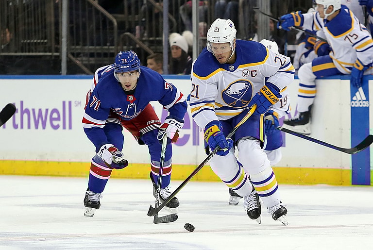 NHL: Buffalo Sabres at New York Rangers