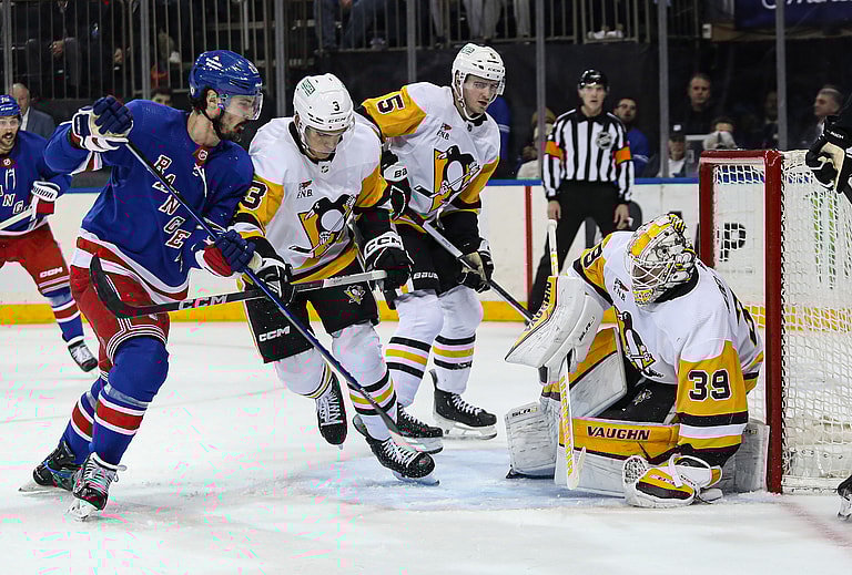 NHL: Pittsburgh Penguins at New York Rangers