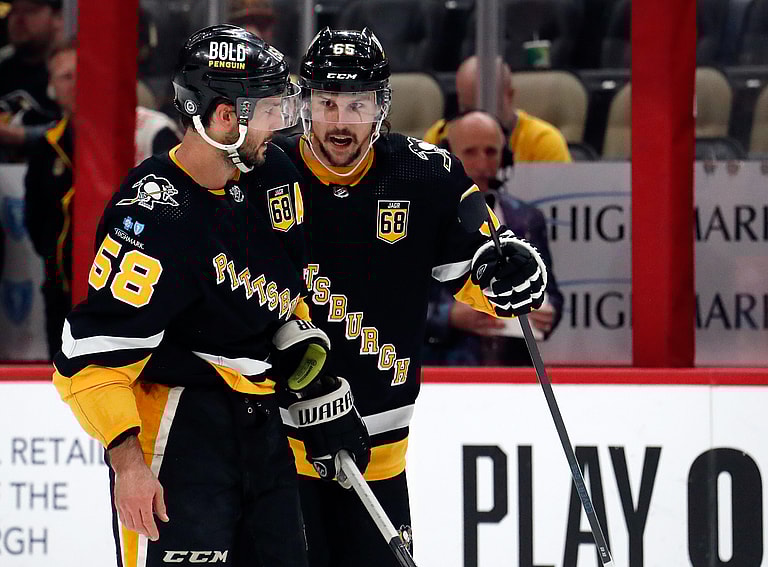 NHL: Los Angeles Kings at Pittsburgh Penguins