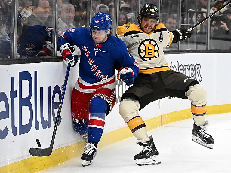 NHL: New York Rangers at Boston Bruins