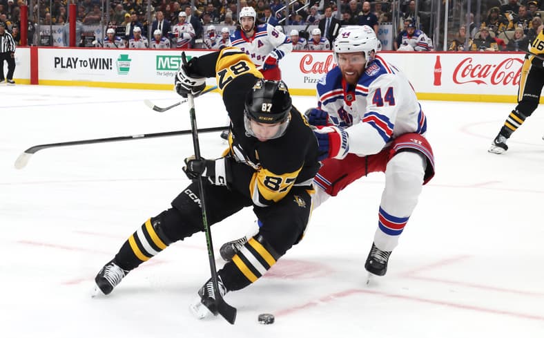 NHL: New York Rangers at Pittsburgh Penguins