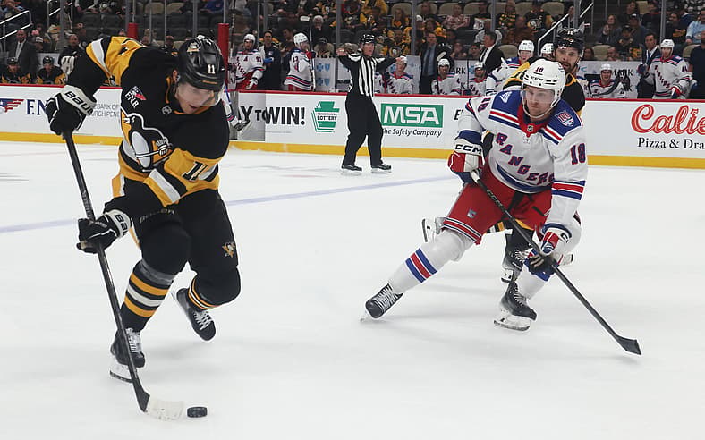 NHL: New York Rangers at Pittsburgh Penguins