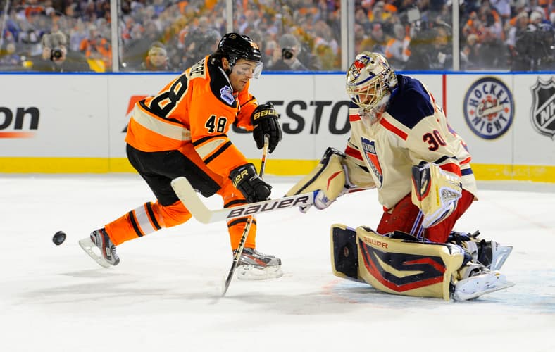 NHL: Winter Classic-New York Rangers at Philadelphia Flyers